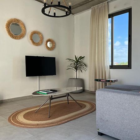 Cosy 2 Bedrooms Apts In Pereybere -Seasons Break Apartment بيريبير المظهر الخارجي الصورة