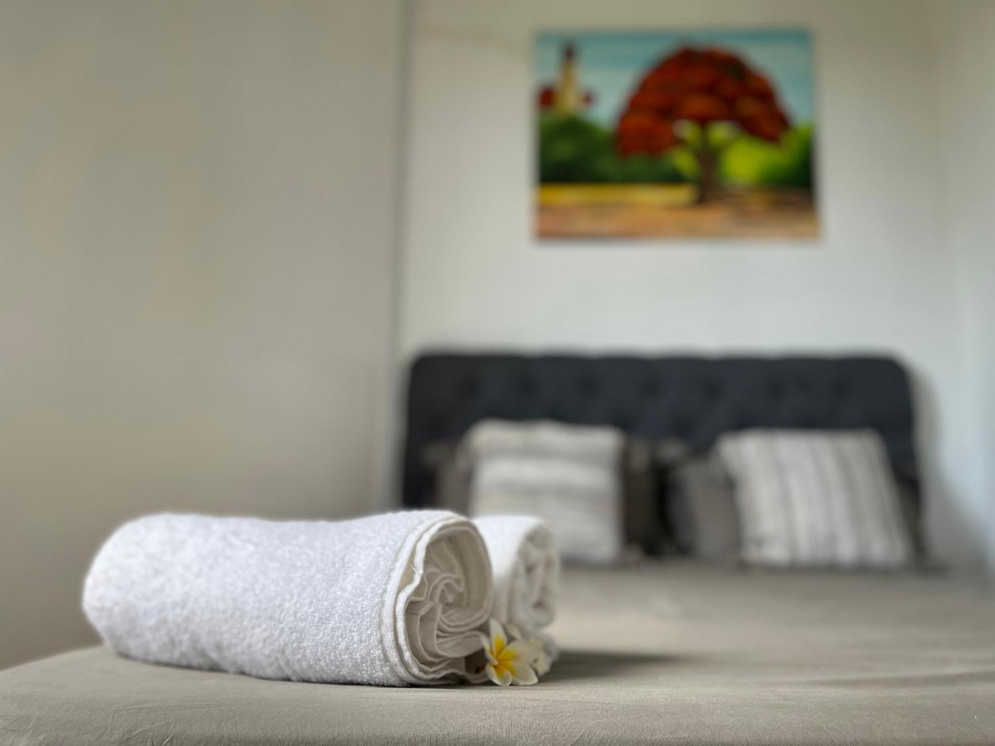 Cosy 2 Bedrooms Apts In Pereybere -Seasons Break Apartment بيريبير المظهر الخارجي الصورة