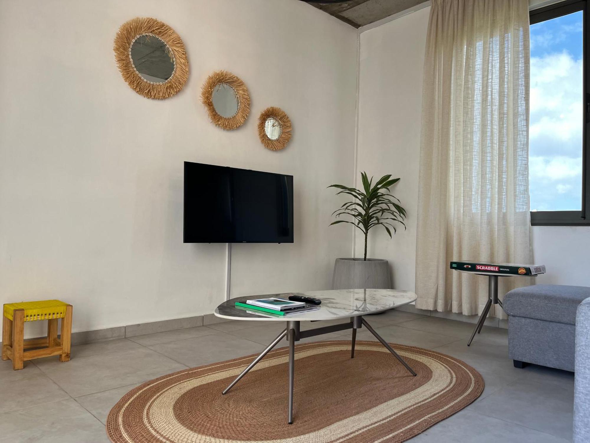 Cosy 2 Bedrooms Apts In Pereybere -Seasons Break Apartment بيريبير المظهر الخارجي الصورة